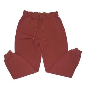 EUC Lululemon Stretch High-Rise Jogger Pants Savanah Rust Maroon Nulu Size 8